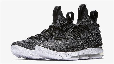 nike lebron 15 review